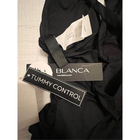 La Blanca Island Goddess High Neck Mio - Black NEW NWT - Picture 10 of 11